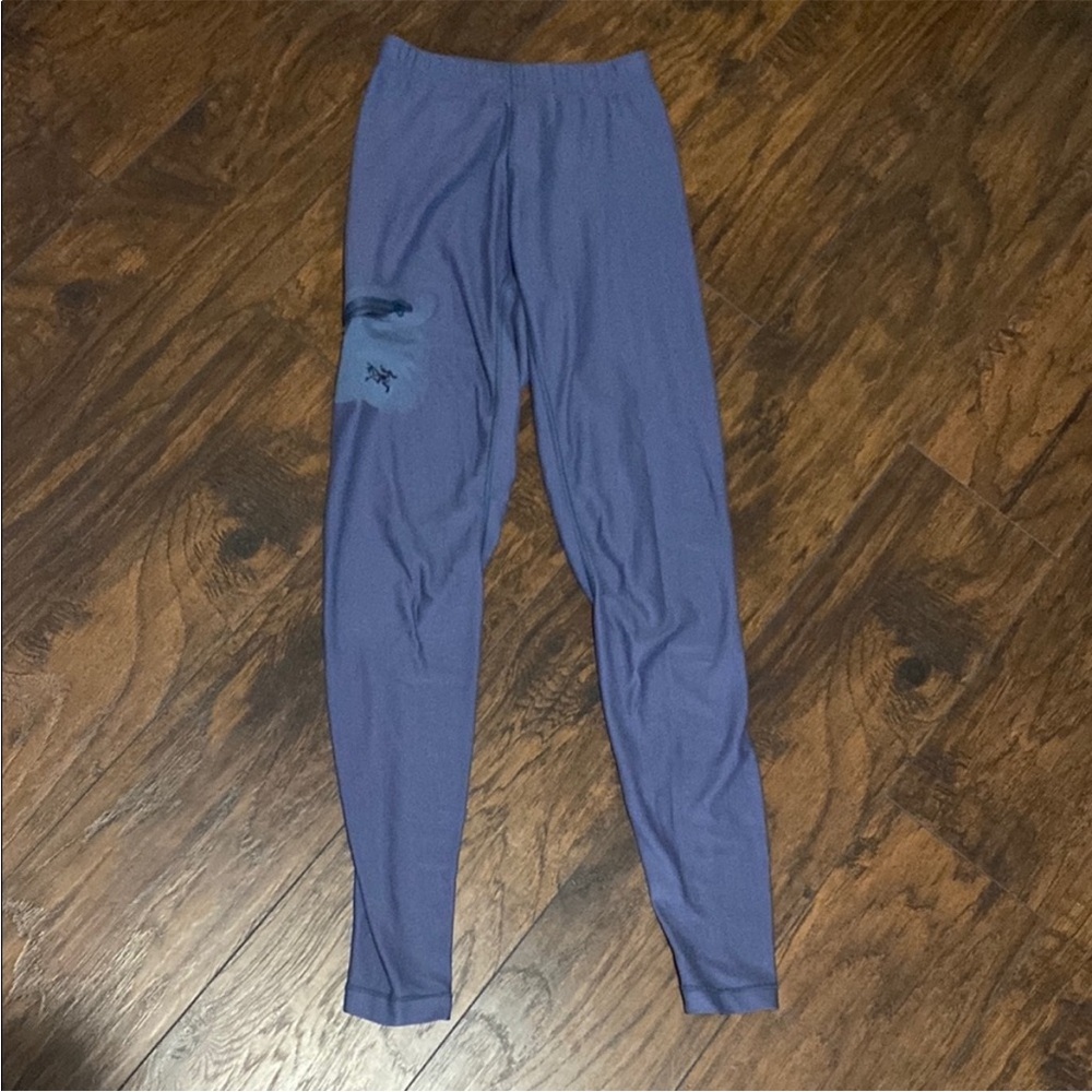 Arc’teryx women’s leggings/ base layer
